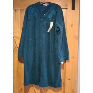 New! Miss Elaine Size L Plush Robe Soft Fleece Snap Front House Coat Green